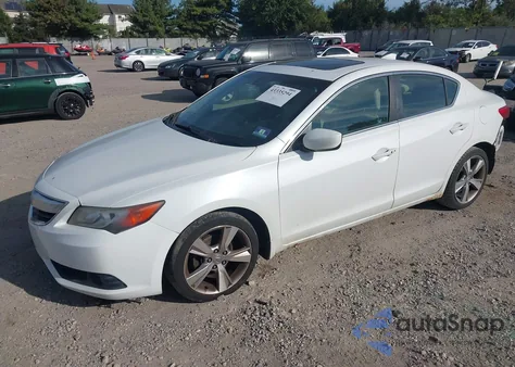 2013 Acura Ilx 2.0L z USA, uszkodzony, nr VIN 19VDE1F55DE402579